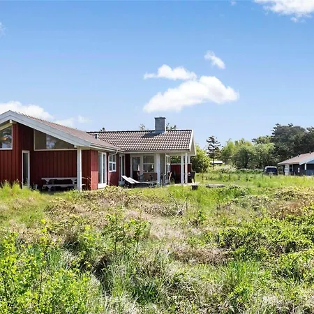 1416-aakirkeby-holsteroddevej-9 * Vester Somarken